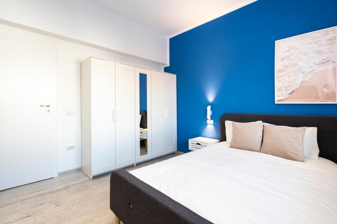 Blue Design Apartament In Magheru Bucarest Exterior foto